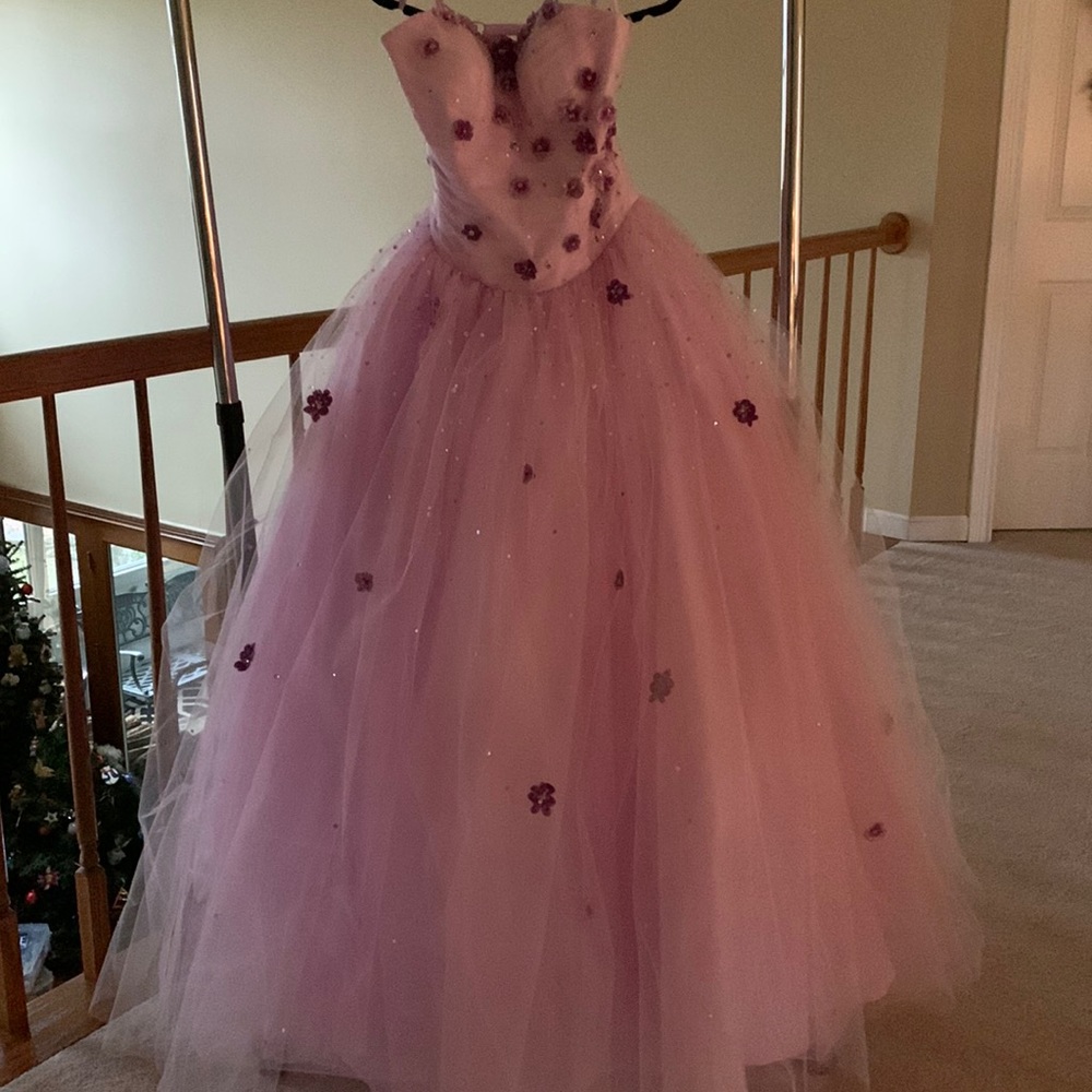 Morí Lee prom dress Lavender circa 2010